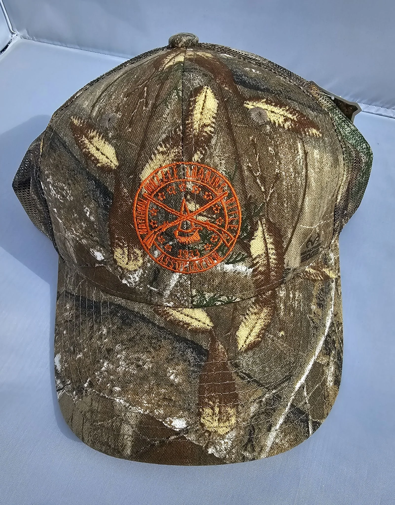 Realtree® And Mossy Oak® Hunter's Retreat Camouflage Cap